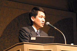 ノーベル賞受賞者田中耕一氏